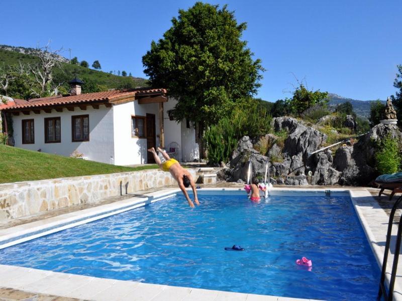 Cabana Val Del Mazo Villa Quintana de Soba Exterior photo